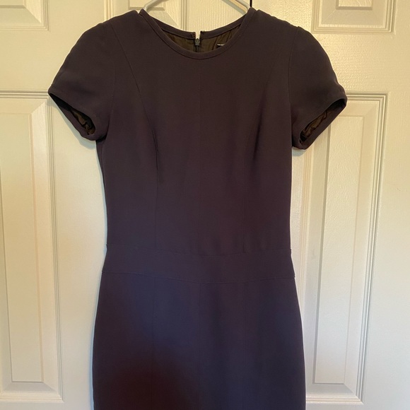 Short sleeve dress - Picture 2 of 6